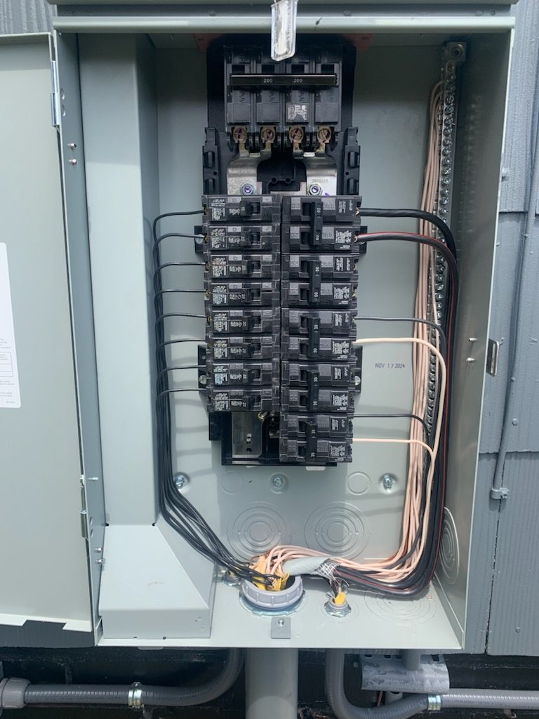 200-amp electrical panel installation by Fogle & Sons Electric